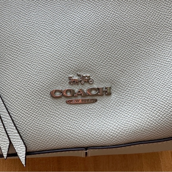 Coach Jordyn Backpack, Light Sage, Women’s Green Leather Backpack main image 4